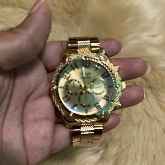 Gold Tone w/Rope Detail Metal Quartz Style Men’s Watch - Picture 5 of 6